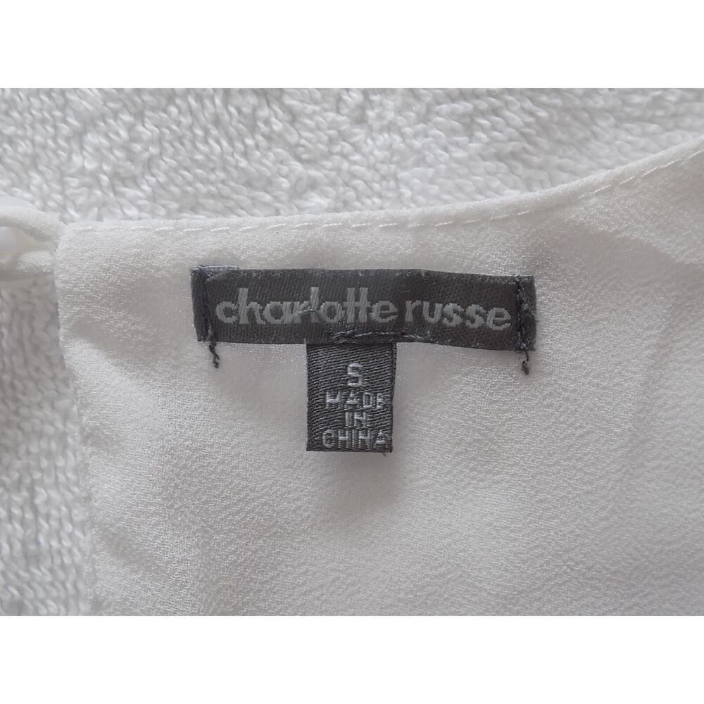 Charlotte Russe sleeveless blouse crop top cream lace hem size Small - Picture 9 of 10
